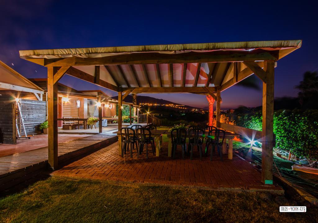 Avigail Guest House Yavne'el Bagian luar foto