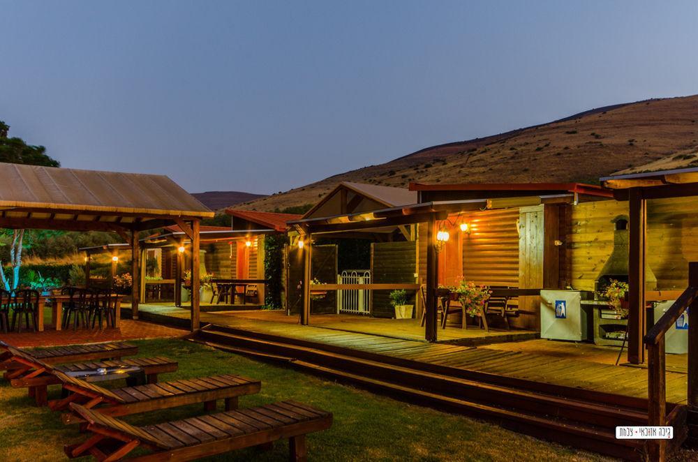 Avigail Guest House Yavne'el Bagian luar foto